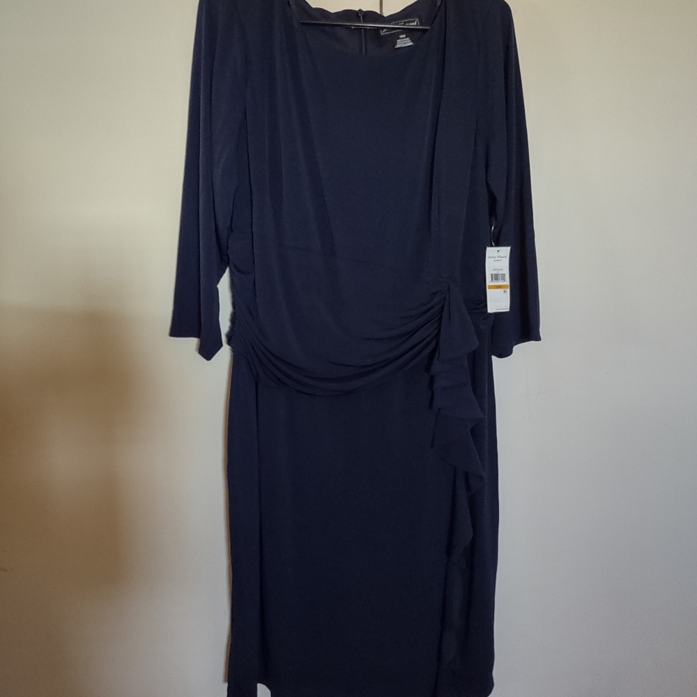 Jessica Howard Dress